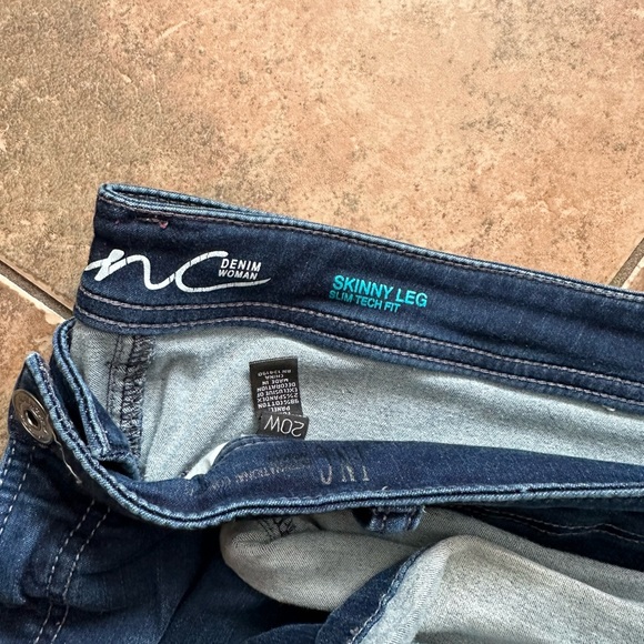 Size 20w Skinny Jeans - Picture 1 of 2